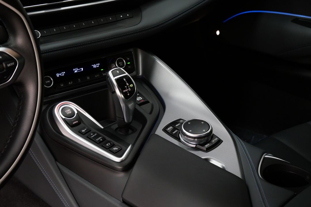 2016 BMW i8
