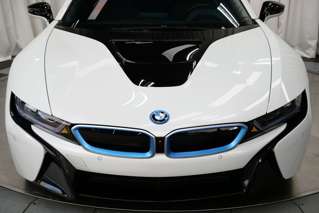 2016 BMW i8