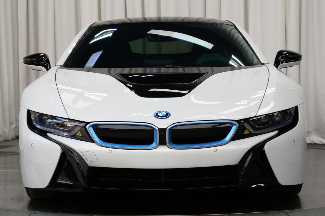 2016 BMW i8