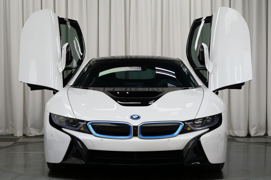 2016 BMW i8