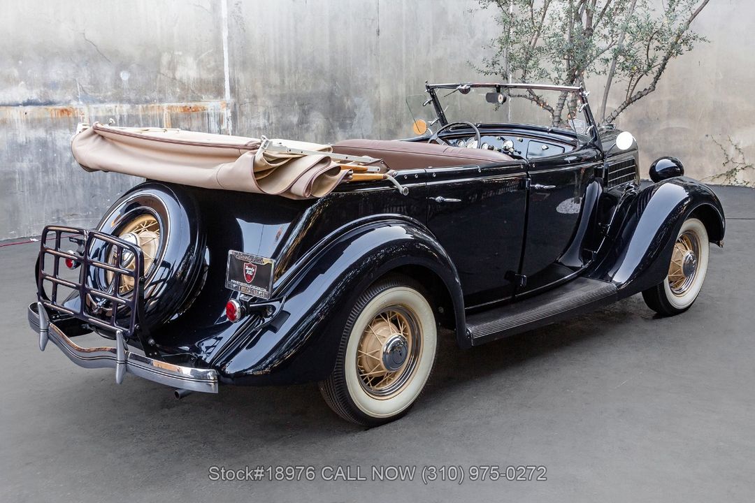 1935 Ford Phaeton