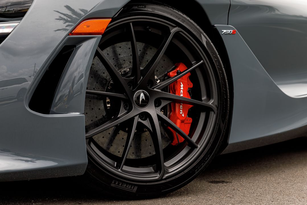 2024 McLaren 750S Spider