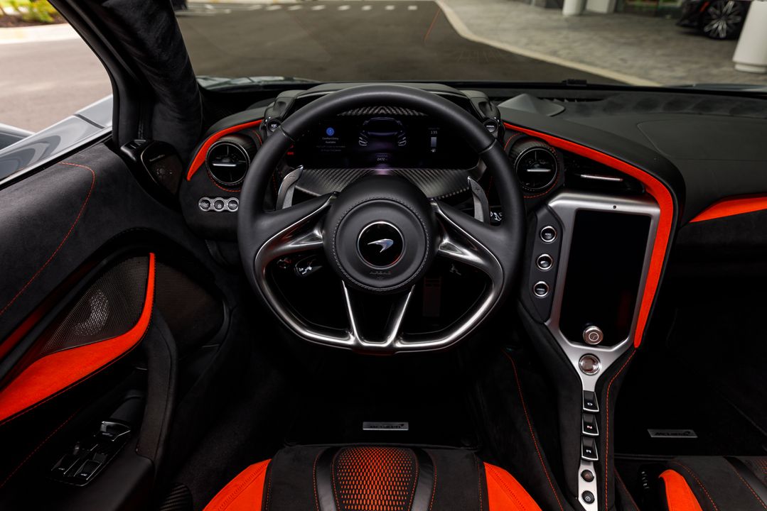 2024 McLaren 750S Spider