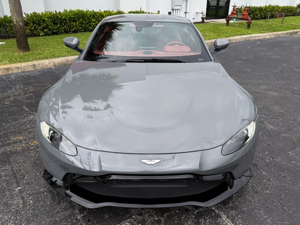 2023 Aston Martin Vantage