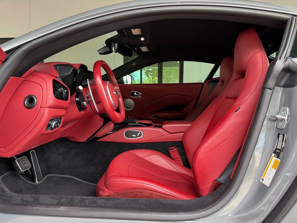 2023 Aston Martin Vantage