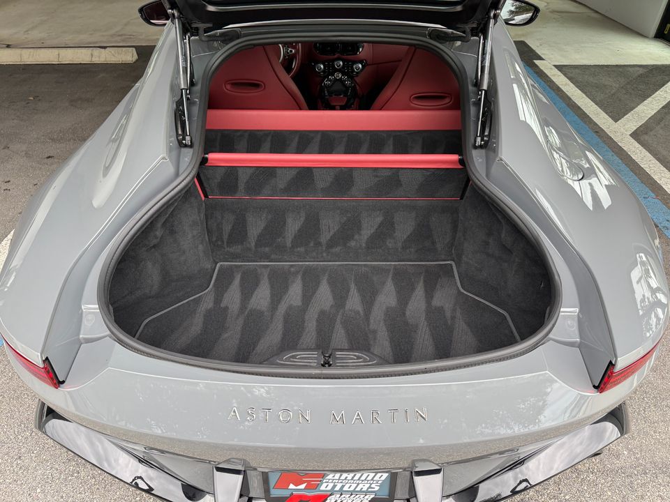 2023 Aston Martin Vantage