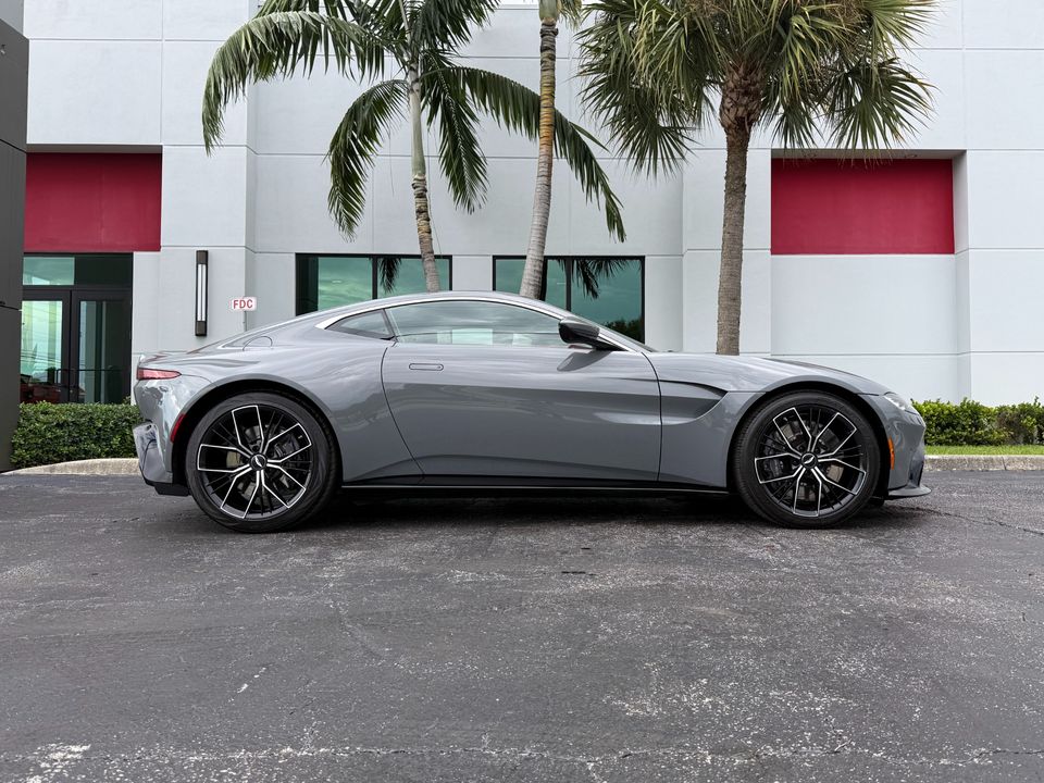 2023 Aston Martin Vantage