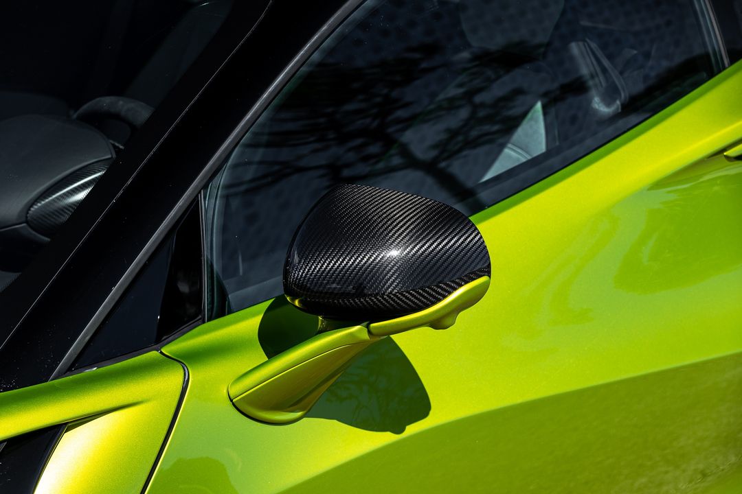 2023 McLaren Artura