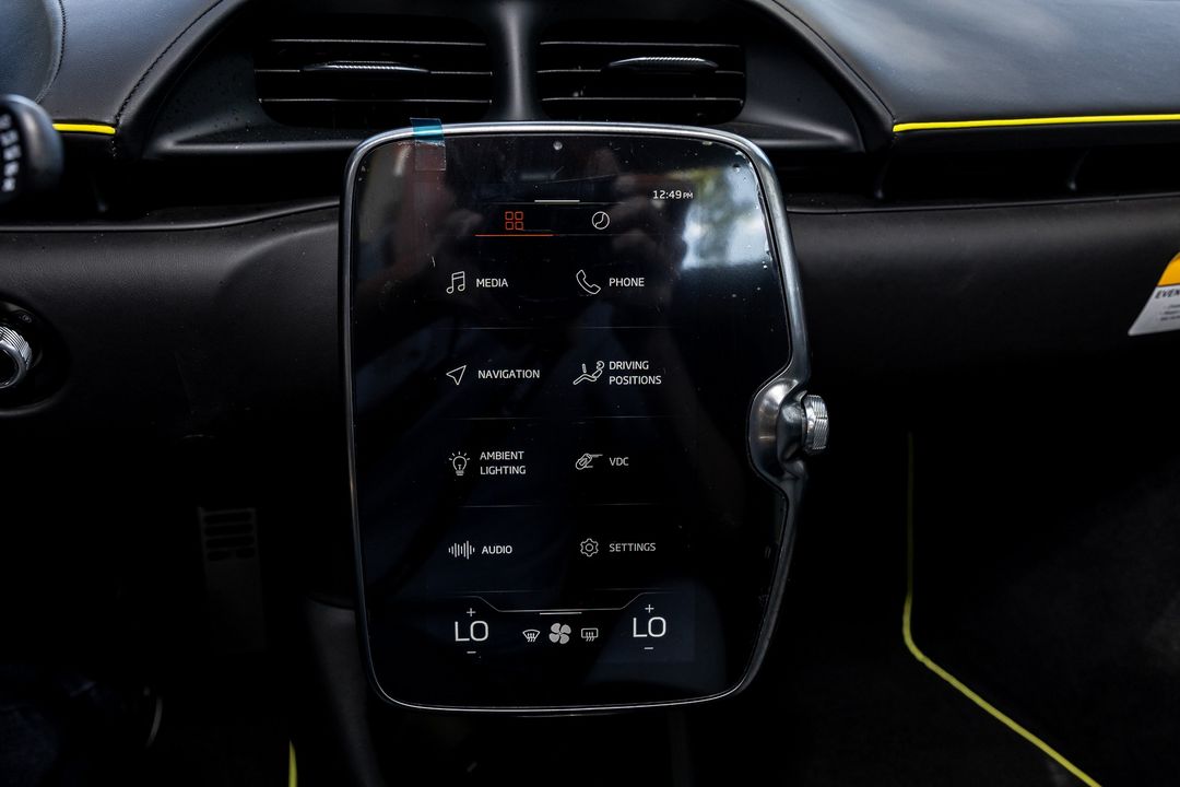 2023 McLaren Artura