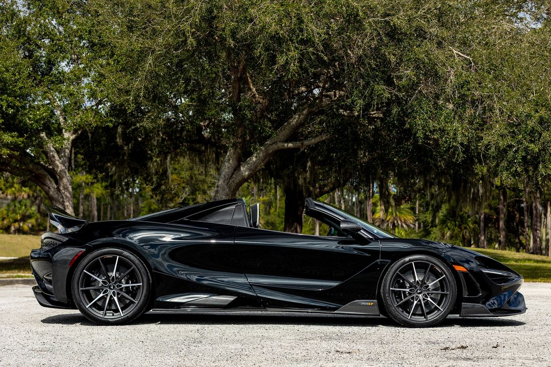 2022 McLaren 765LT Spider