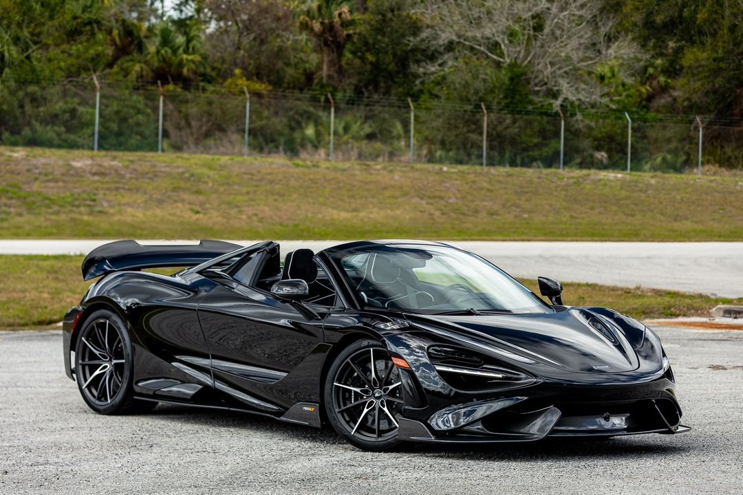 2022 McLaren 765LT Spider