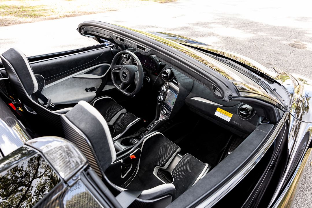 2022 McLaren 765LT Spider