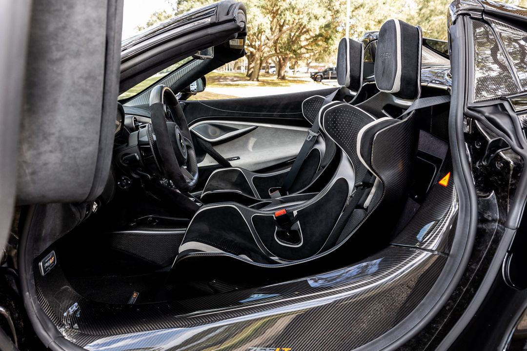 2022 McLaren 765LT Spider