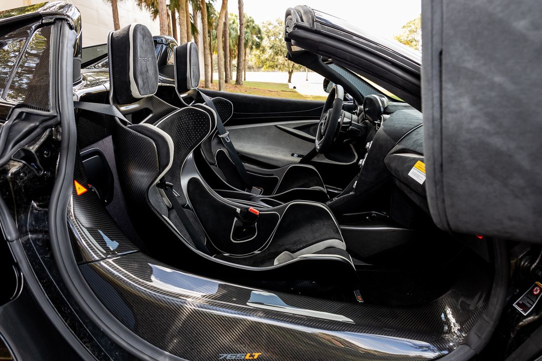 2022 McLaren 765LT Spider