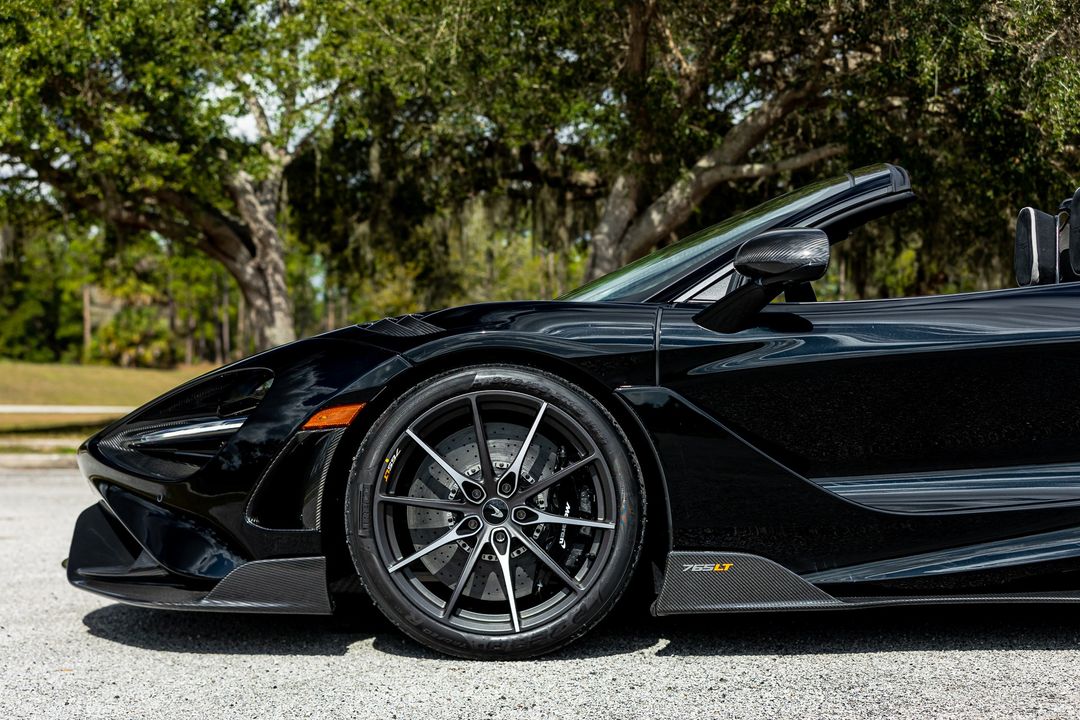 2022 McLaren 765LT Spider