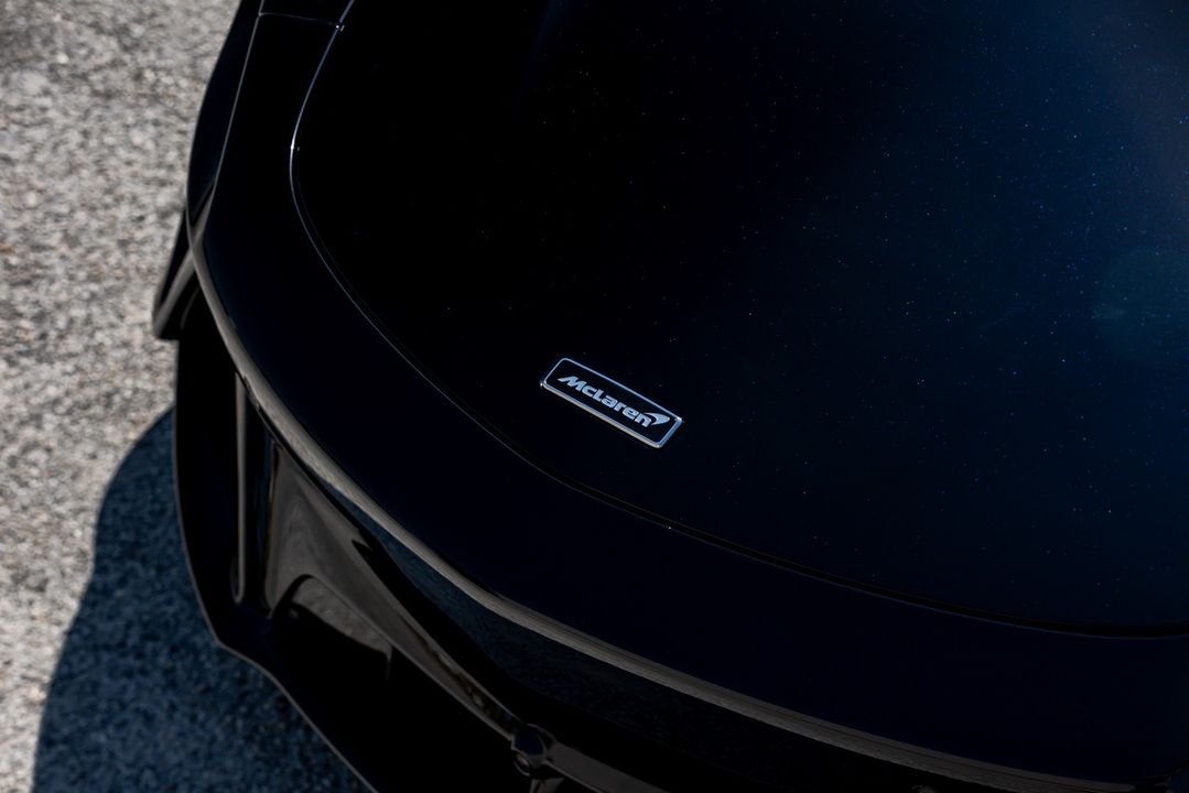 2023 McLaren Artura
