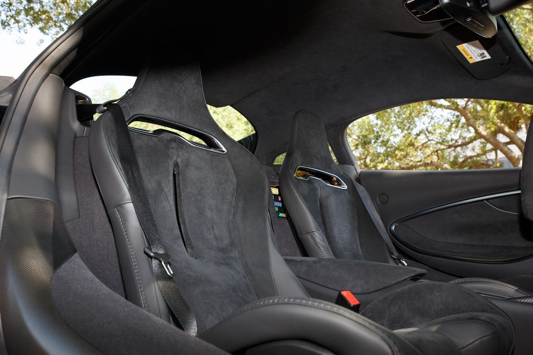 2023 McLaren Artura