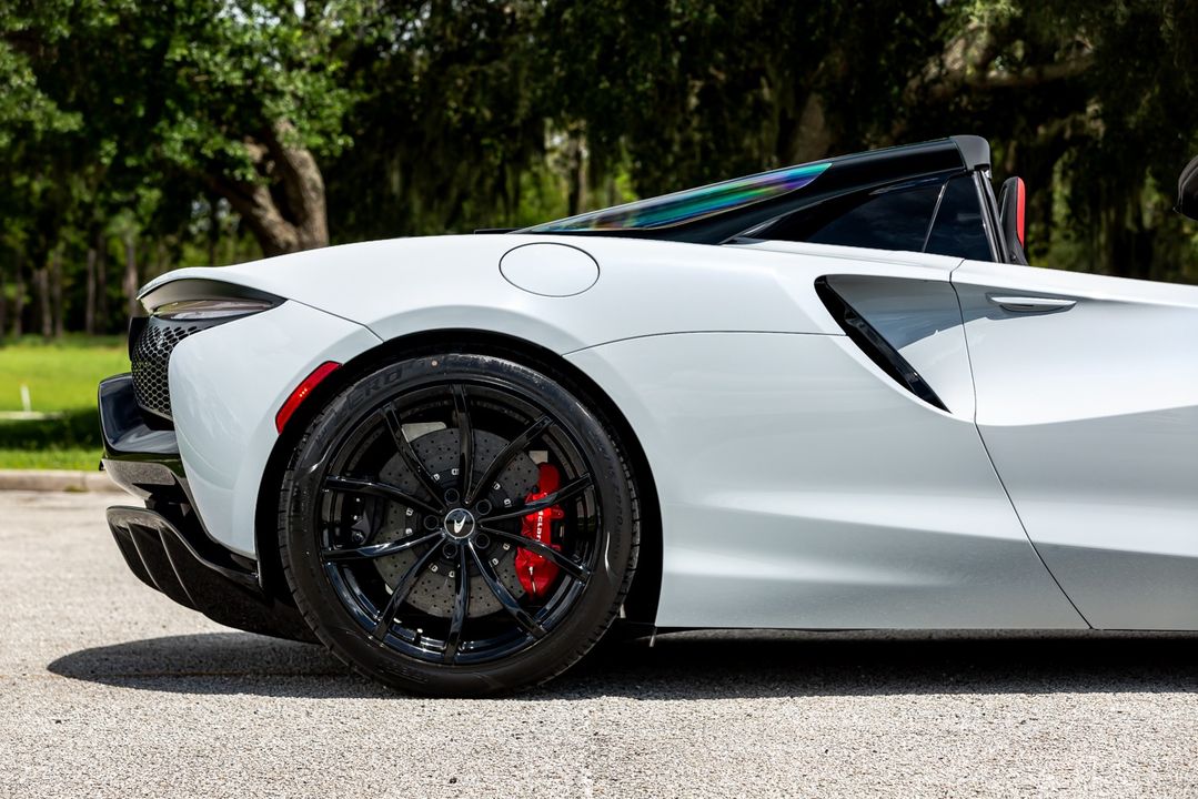 2025 McLaren Artura Spider