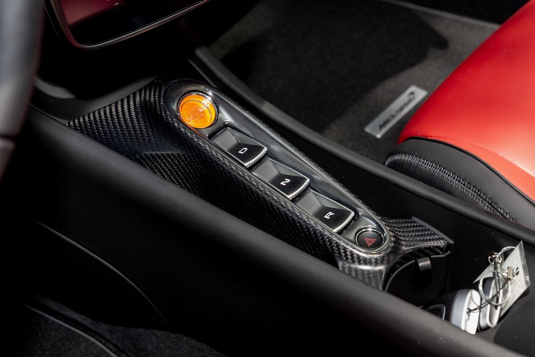 2025 McLaren Artura Spider
