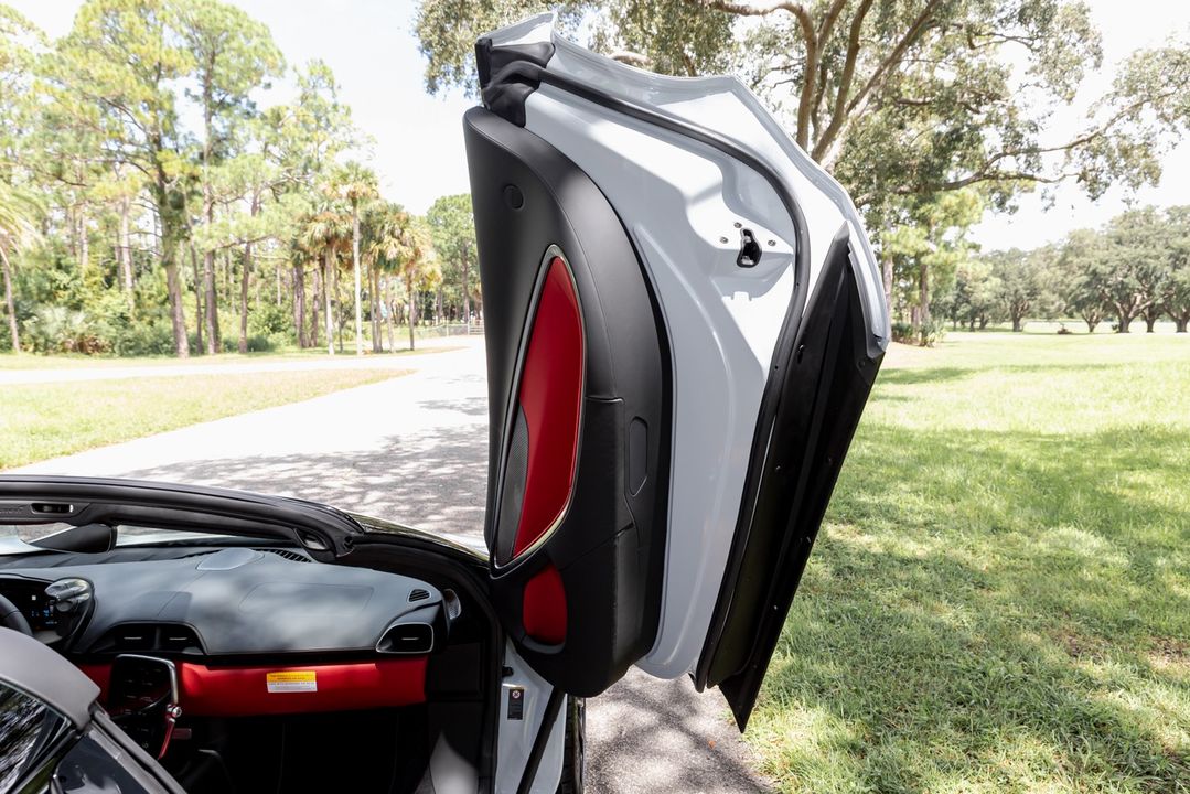 2025 McLaren Artura Spider