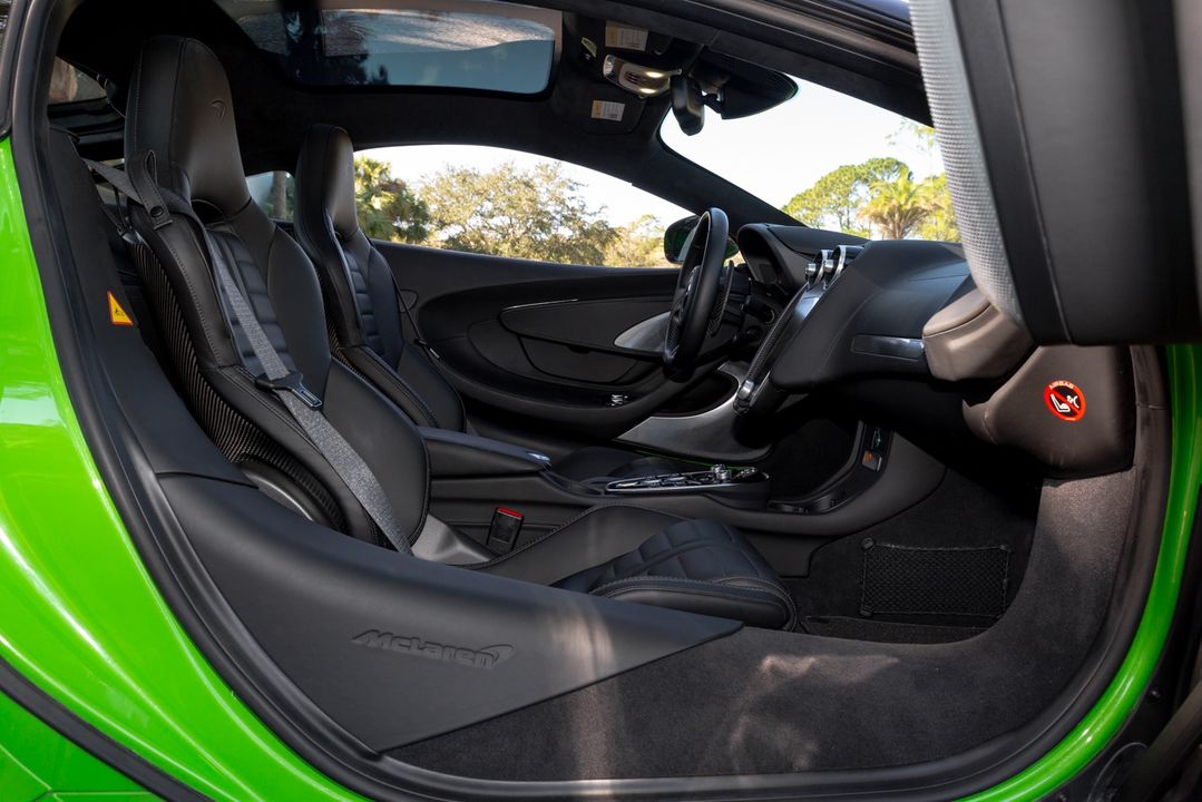 2025 McLaren GTS