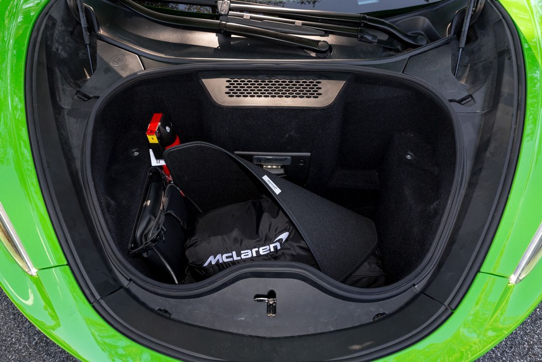 2025 McLaren GTS