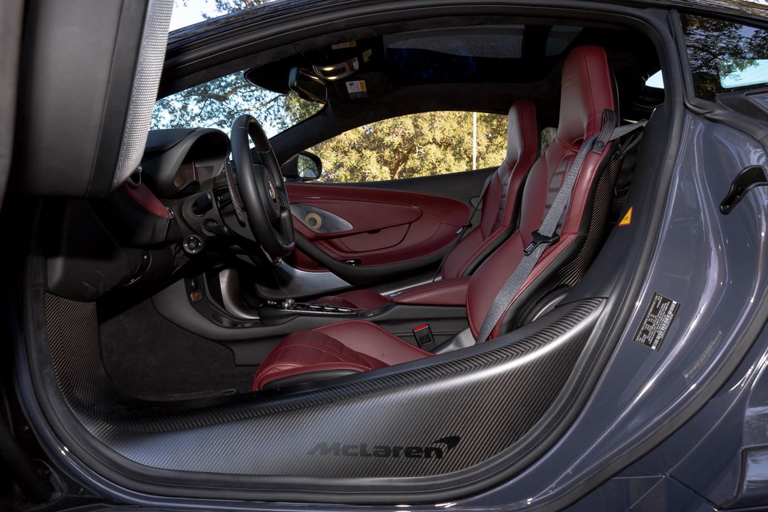 2025 McLaren GTS