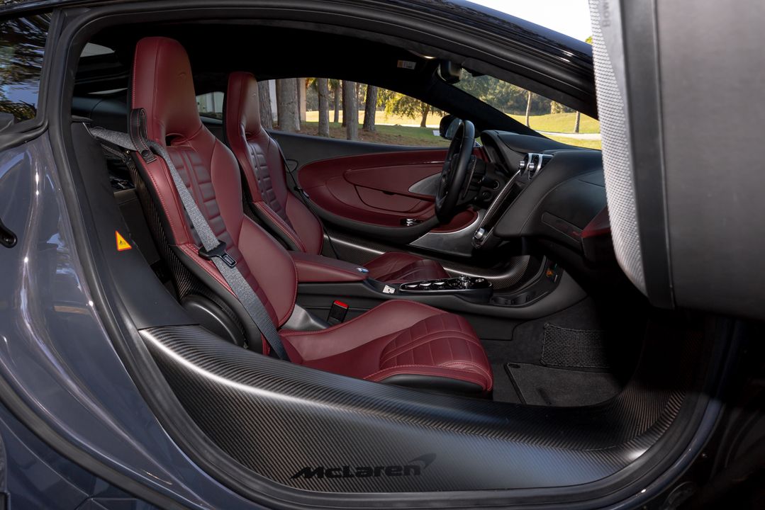 2025 McLaren GTS
