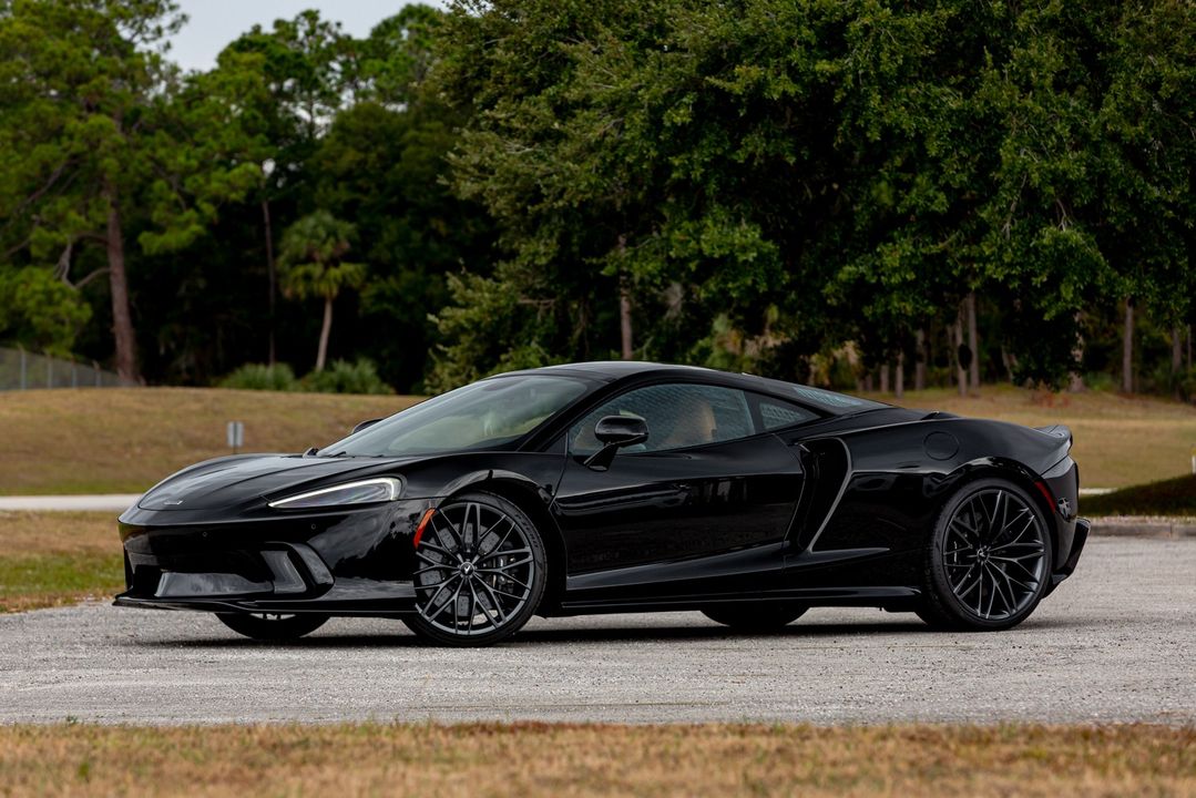 2025 McLaren GTS