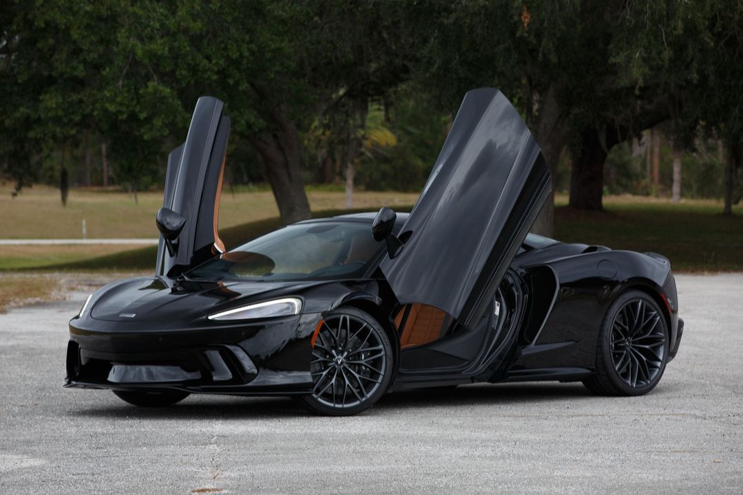 2025 McLaren GTS