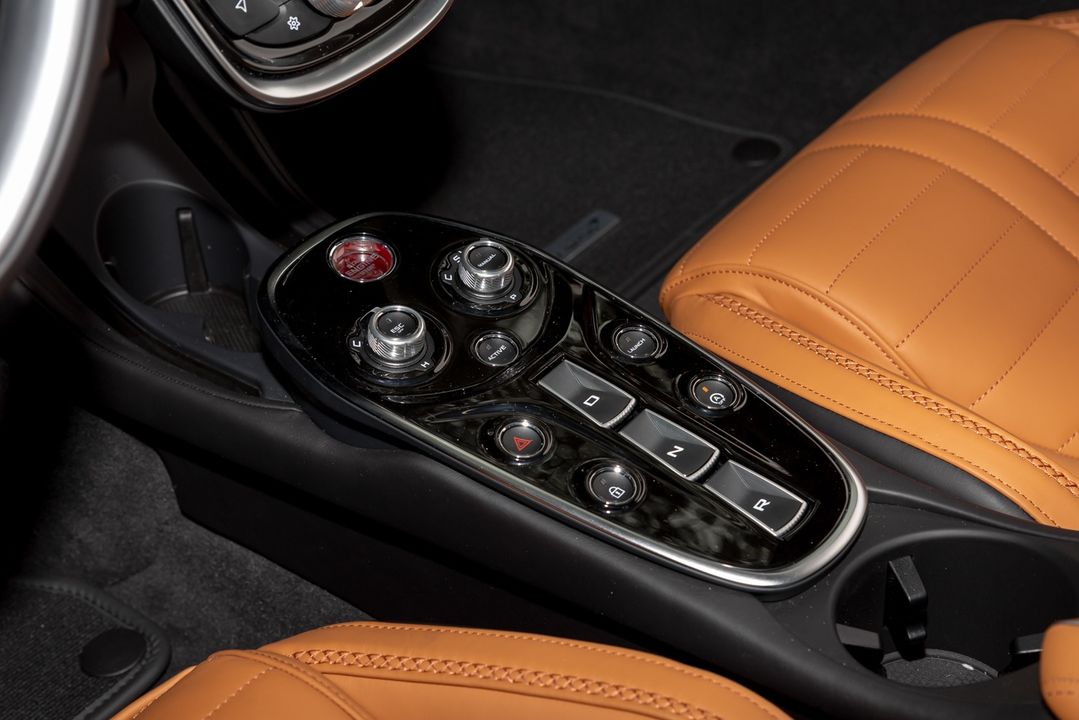 2025 McLaren GTS
