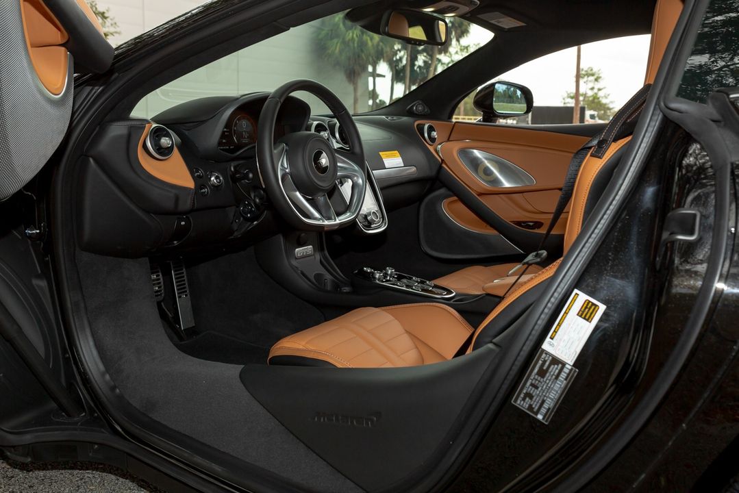 2025 McLaren GTS