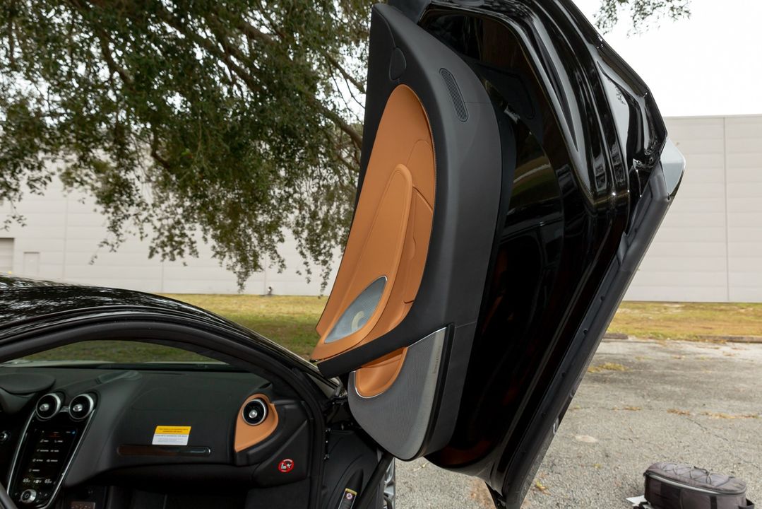 2025 McLaren GTS