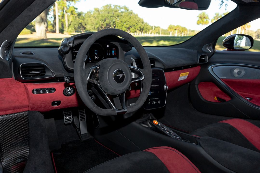 2025 McLaren Artura Spider