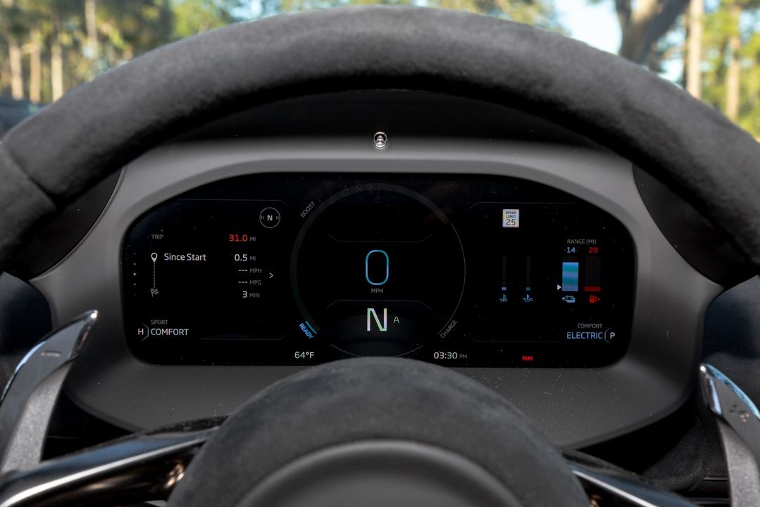 2025 McLaren Artura Spider