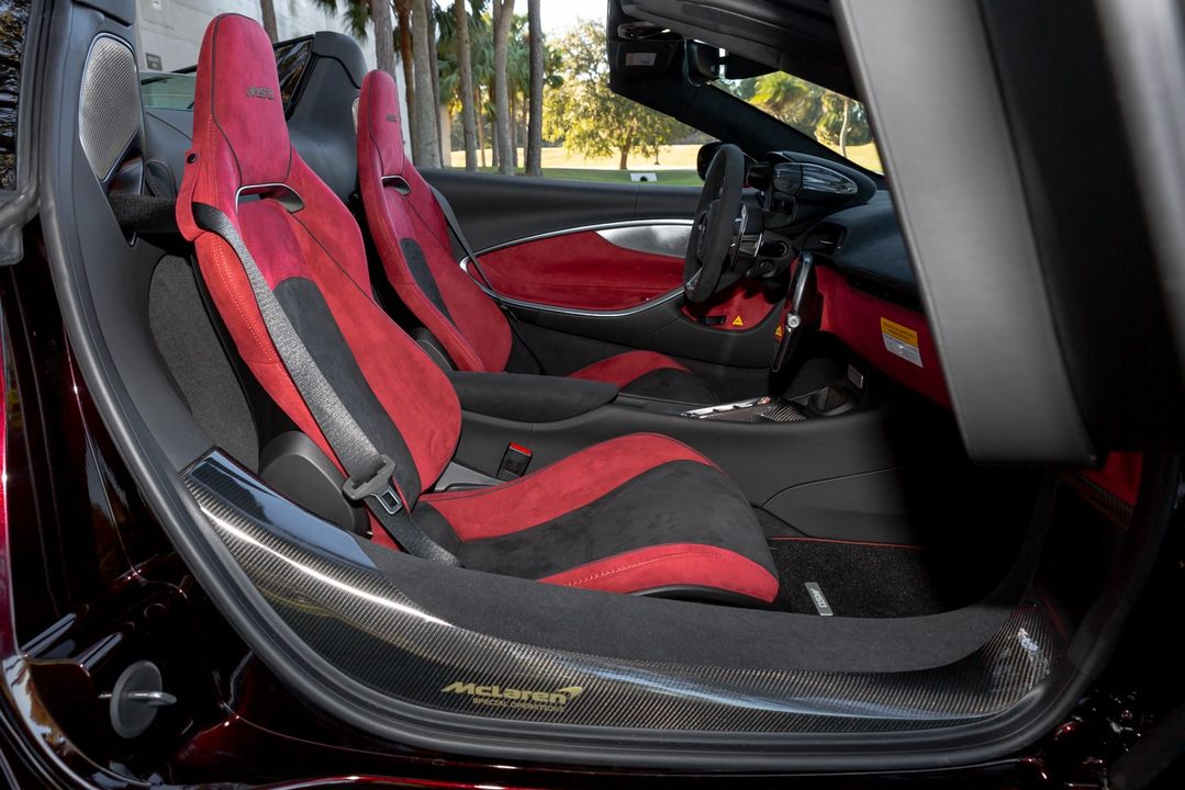 2025 McLaren Artura Spider