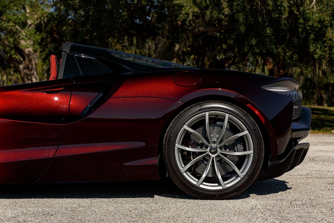 2025 McLaren Artura Spider