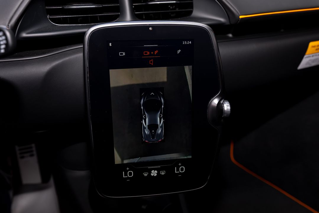 2023 McLaren Artura