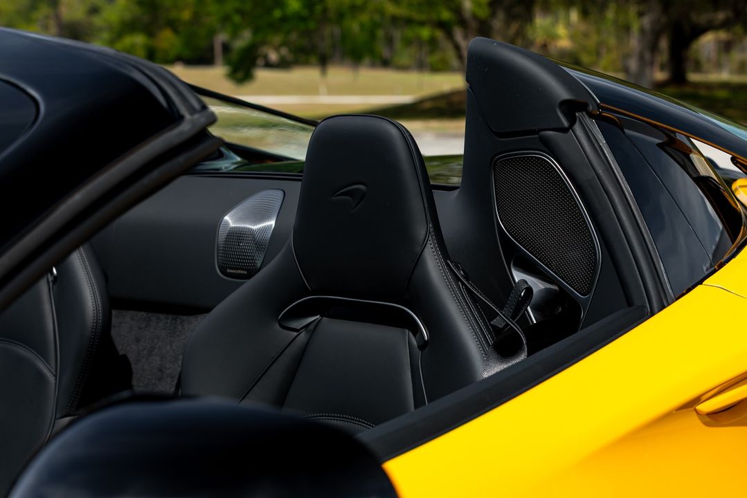 2025 McLaren Artura Spider