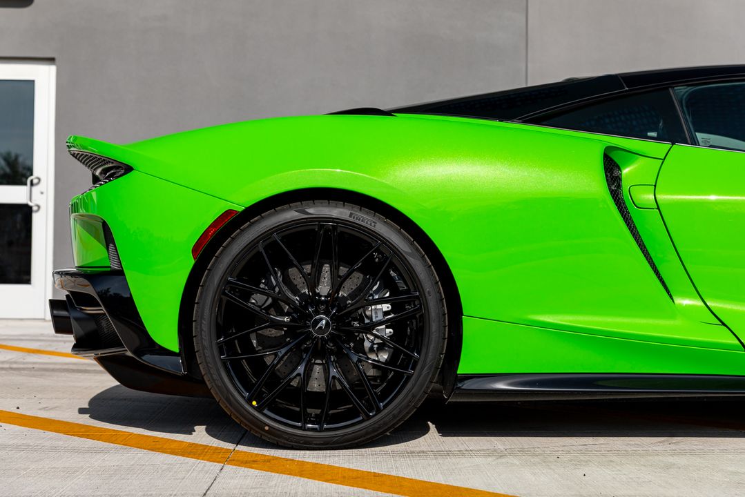 2025 McLaren GTS