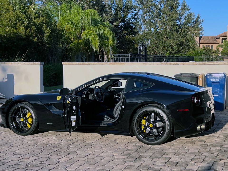2013 Ferrari F12berlinetta