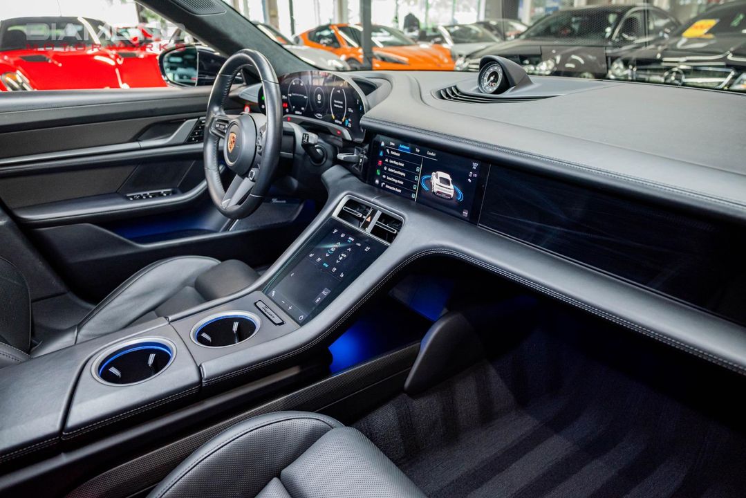 2020 Porsche Taycan