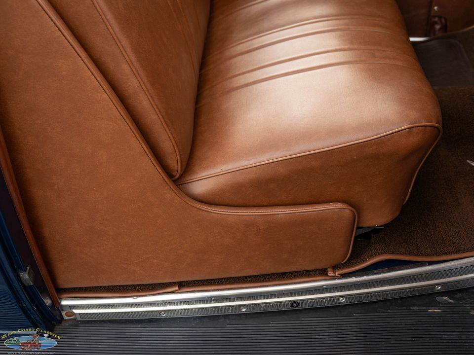 1936 Ford Deluxe V8 2 Passenger Cabriolet