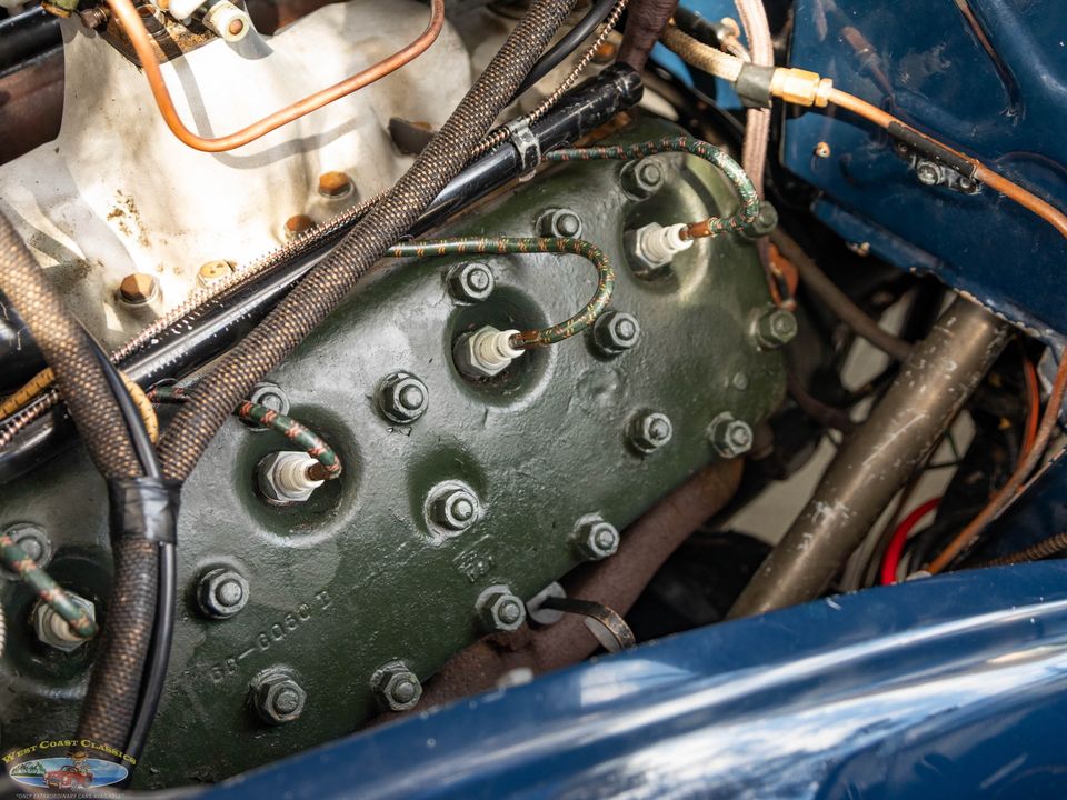 1936 Ford Deluxe V8 2 Passenger Cabriolet