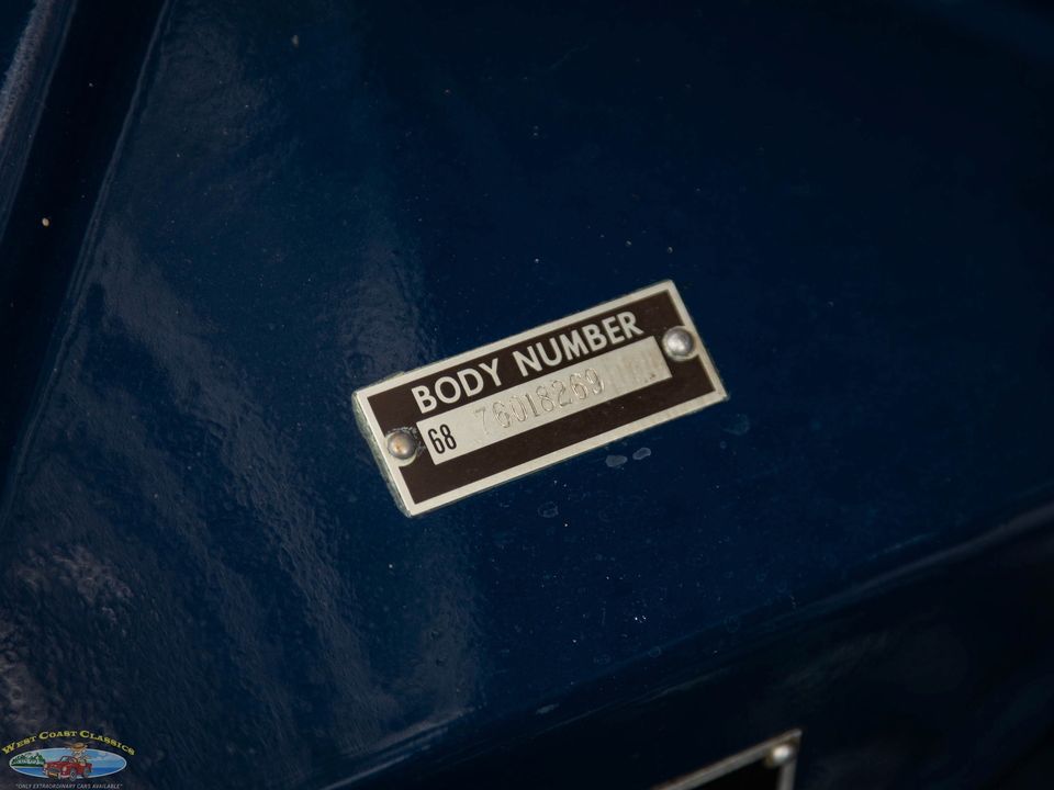 1936 Ford Deluxe V8 2 Passenger Cabriolet
