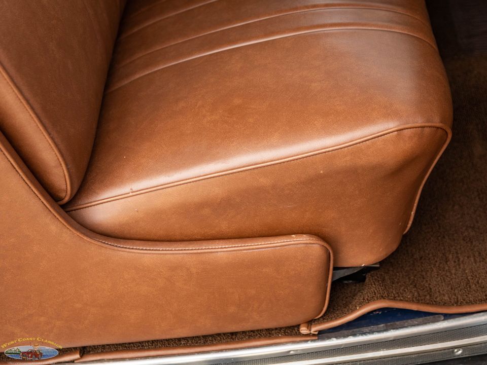 1936 Ford Deluxe V8 2 Passenger Cabriolet