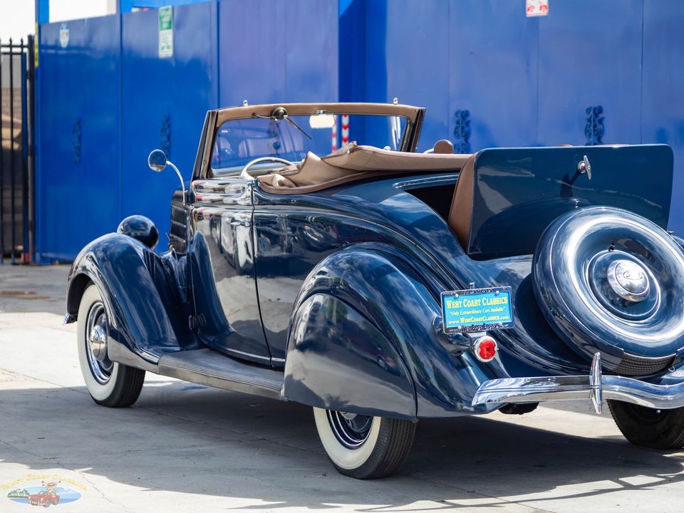 1936 Ford Deluxe V8 2 Passenger Cabriolet