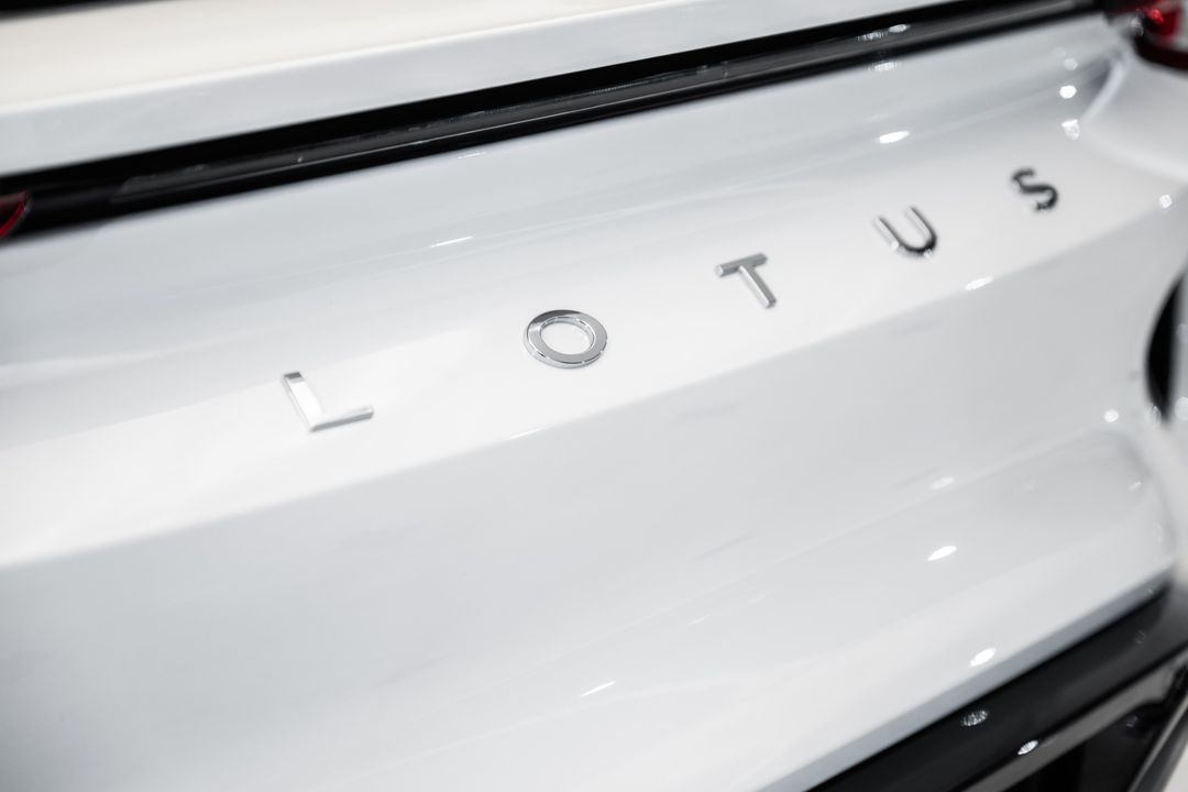 2024 Lotus Emira