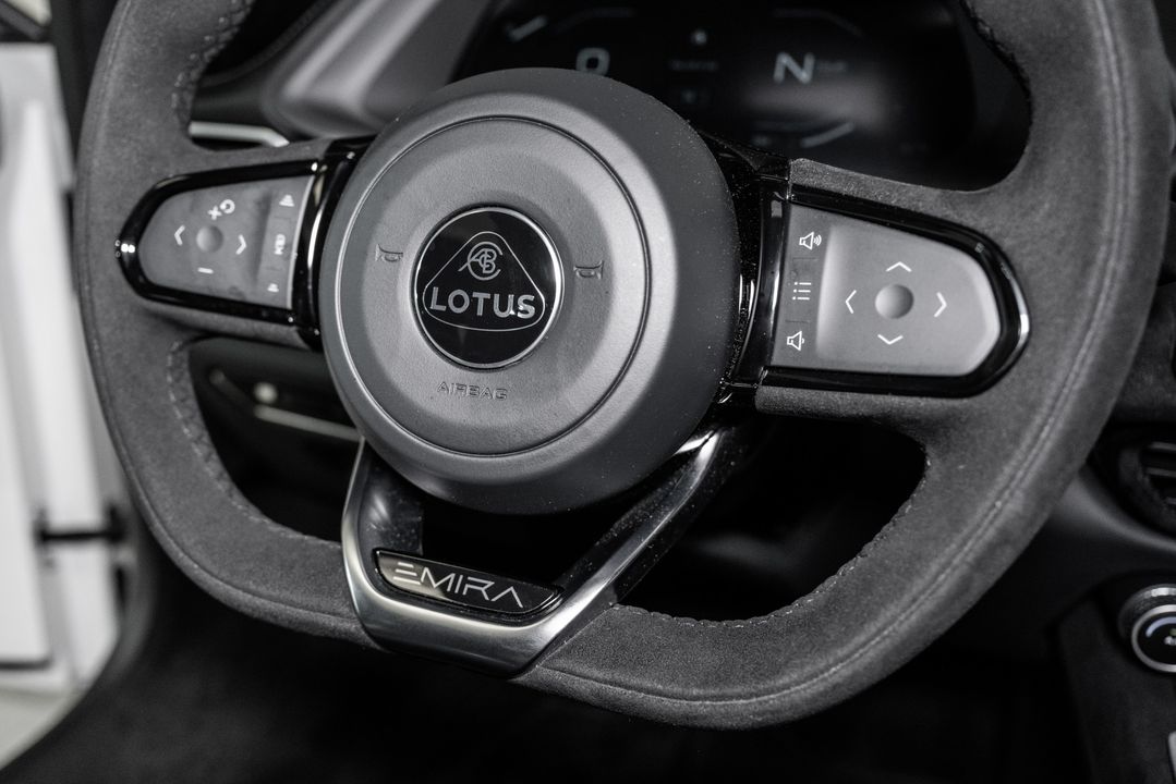 2024 Lotus Emira