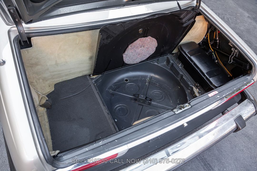 1987 Mercedes-Benz 560SL